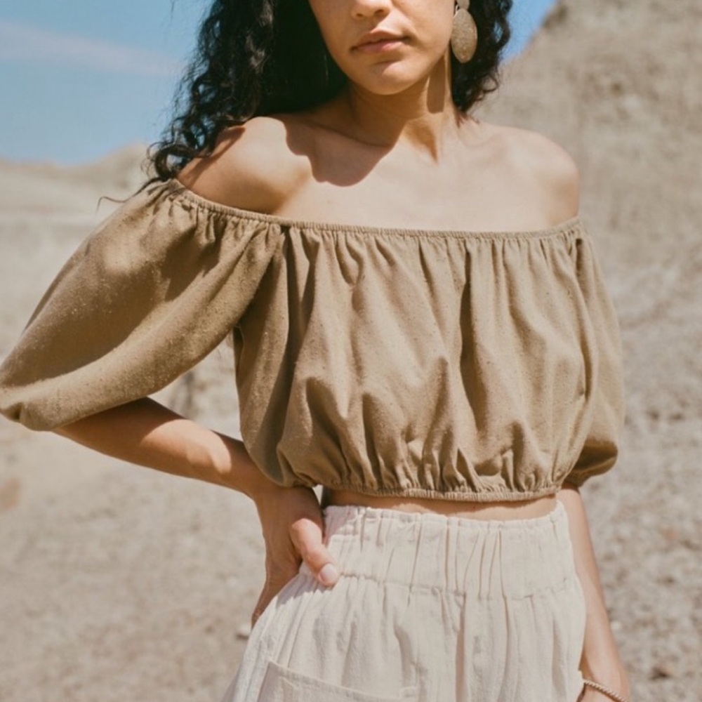 Ozma of California Georgia Top never worn